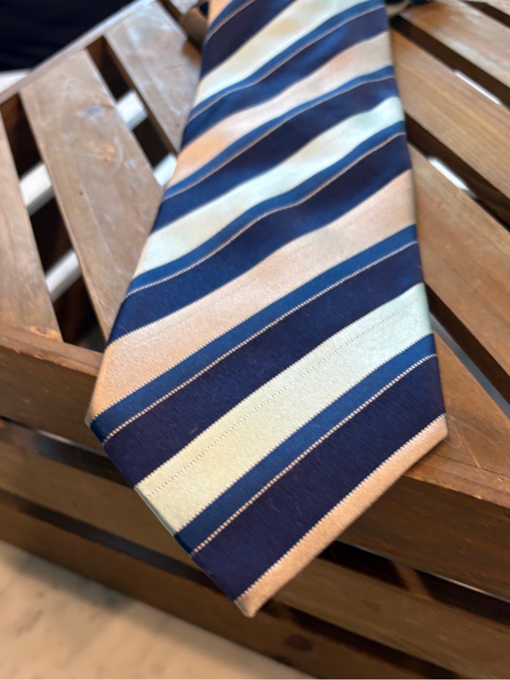 Giorgio Armani Men's Silk Tie, Navy/Beige/Lt Blue Diagonal Stripe, NWOT,